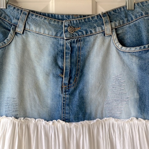 Bila Blue and White A-Line Skirt - Picture 5 of 13